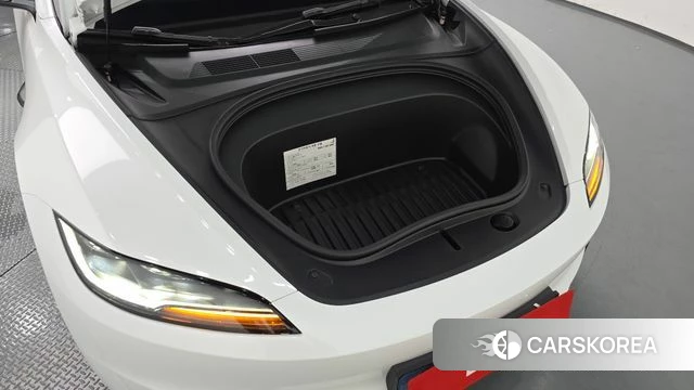 Tesla Model 3 id 4783303 из Кореи 31