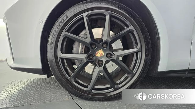Porsche Panamera (976) id 4990470 из Кореи 31
