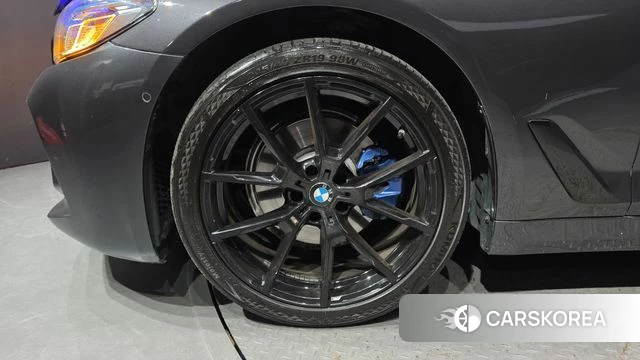 BMW 5 Series (G30) id 4967586 из Кореи 32