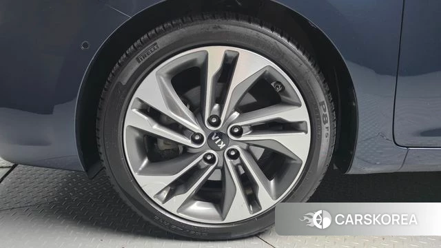 Kia The New Carens id 4960555 из Кореи 15