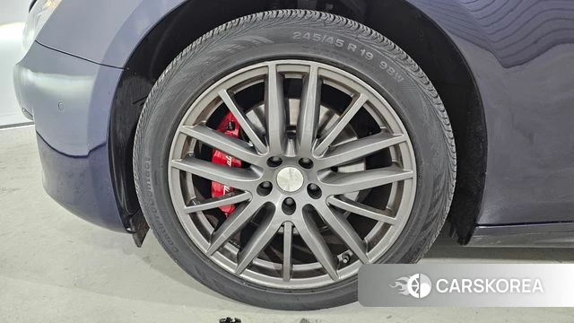 Maserati Ghibli id 4931121 из Кореи 15
