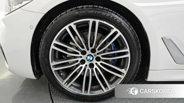 BMW 5 Series (G30) id 4180033 из Кореи 15