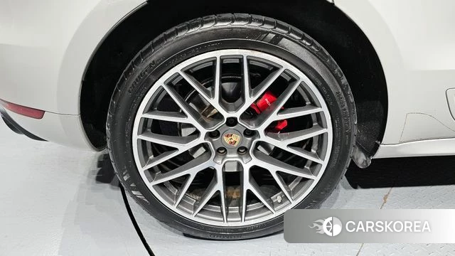 Porsche Macan id 3910930 из Кореи 15