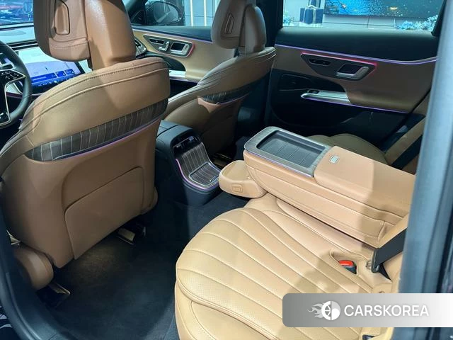 Mercedes-Benz E-Class 2025 Черный из Китая, фото 5