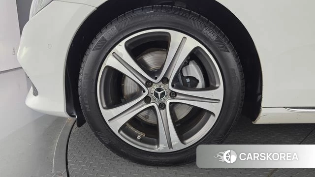 Mercedes-Benz E-Class W213 id 5023778 из Кореи 29