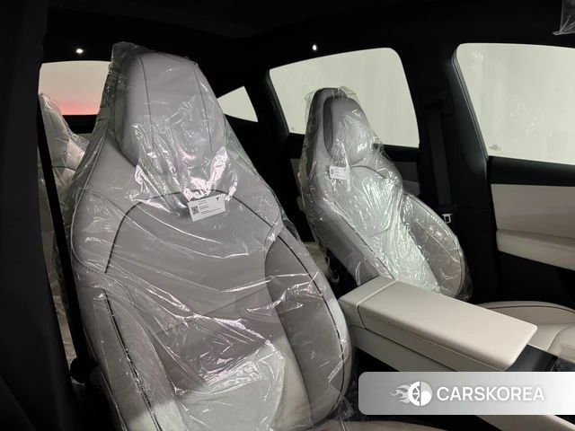 Tesla Model Y 2026 Серый из Кореи, фото 5