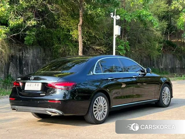 Mercedes-Benz E-Class 2022 Черный из Китая, фото 5