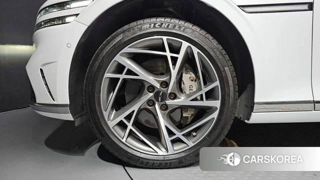 Genesis G90 (RS4) id 5017298 из Кореи 29