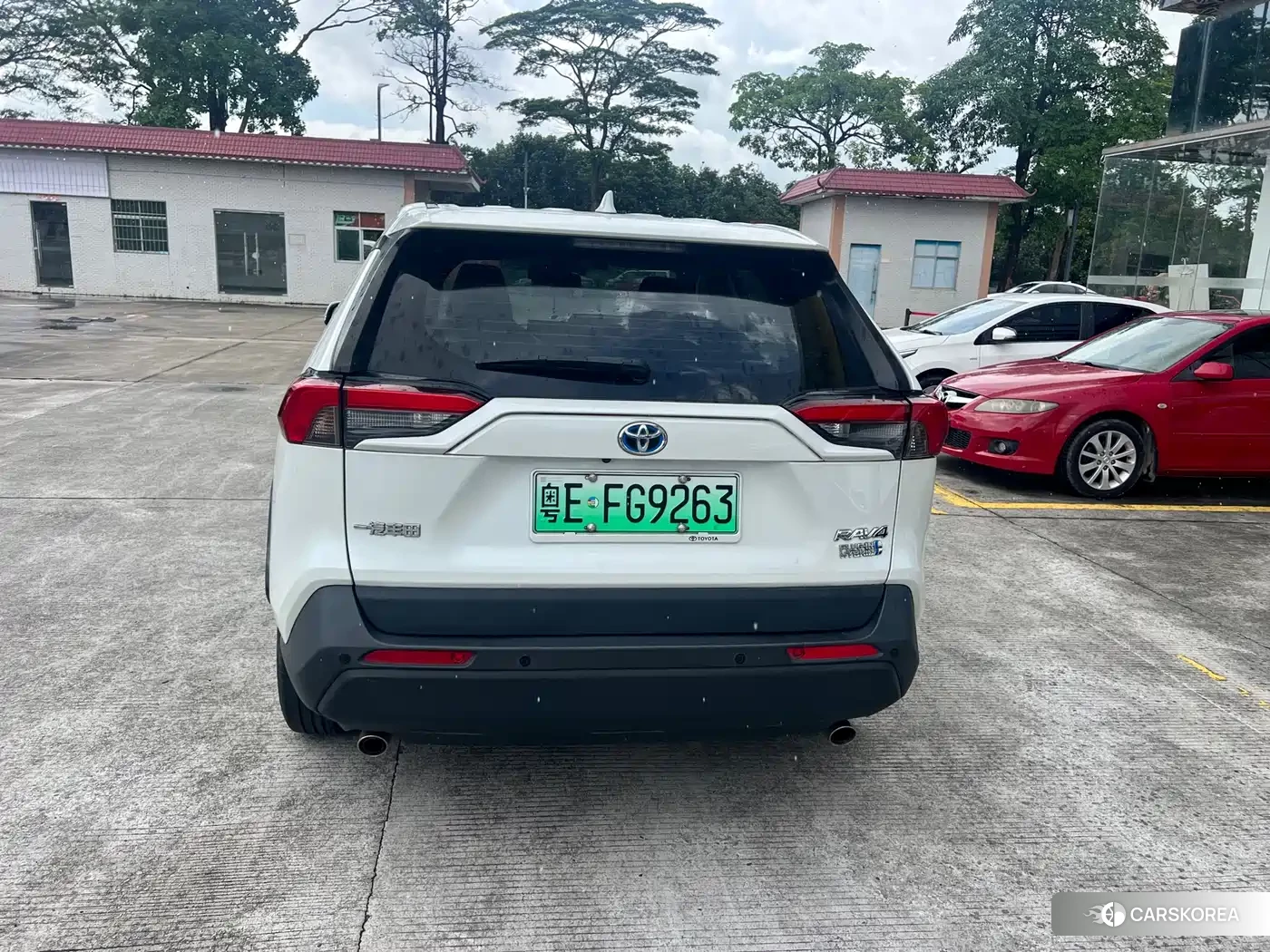 Toyota RAV4 2022 Белый из Китая, фото 5