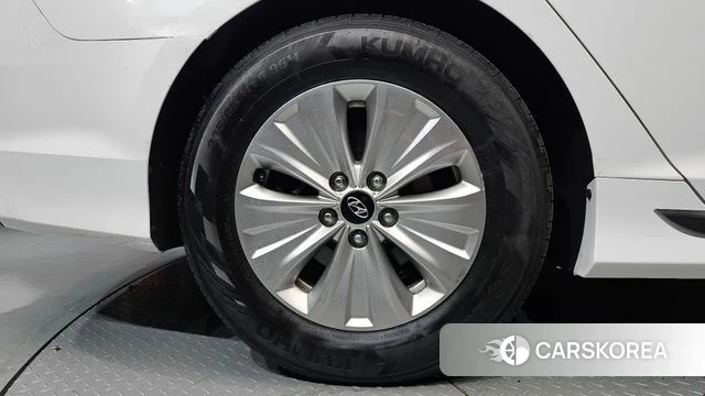 Hyundai Sonata New Rise Hybrid id 5018906 из Кореи 15