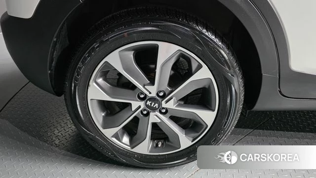 Kia Stonic id 5023204 из Кореи 15