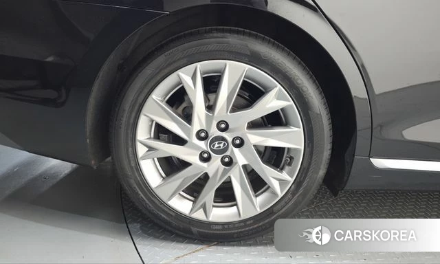 Hyundai The New Grandeur IG Hybrid id 5041228 из Кореи 26