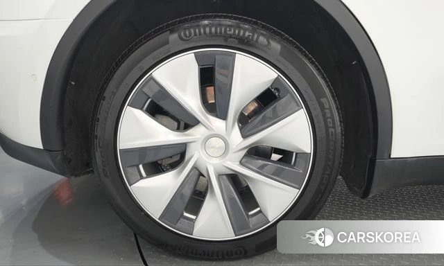 Tesla Model Y id 4986418 из Кореи 29