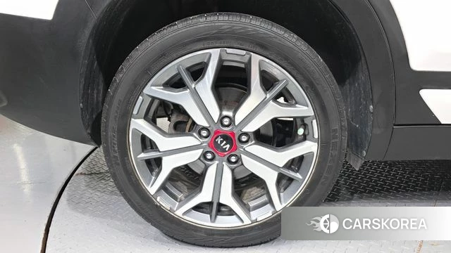 Kia Seltos id 5041590 из Кореи 33
