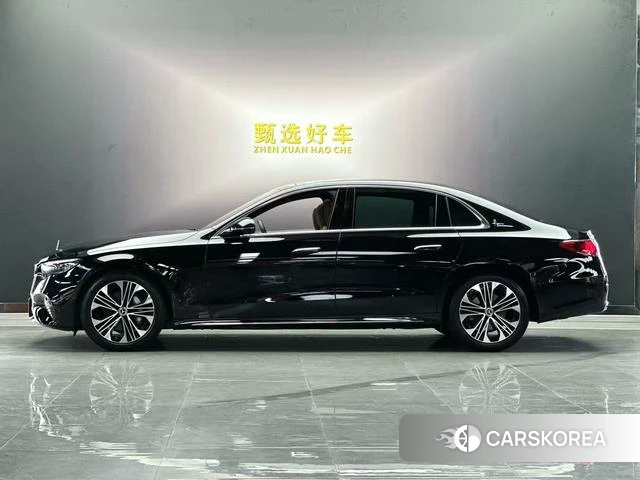 Mercedes-Benz E-Class 2025 Черный из Китая, фото 5