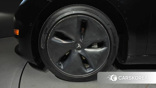 Tesla Model 3 id 4625749 из Кореи 25