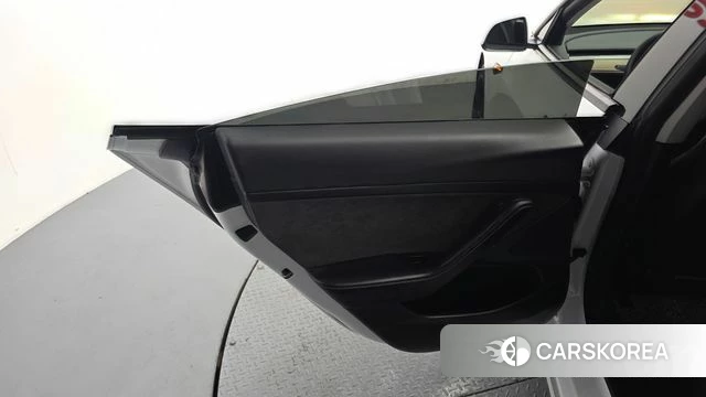 Tesla Model 3 id 4693169 из Кореи 8