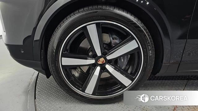 Porsche Cayenne (PO536) id 4934716 из Кореи 37