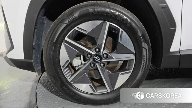 Hyundai The New Tucson (NX4) id 4985313 из Кореи 33