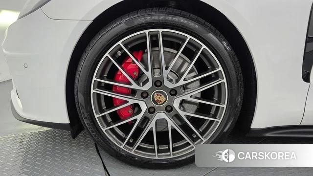 Porsche Panamera (971) id 4721372 из Кореи 32