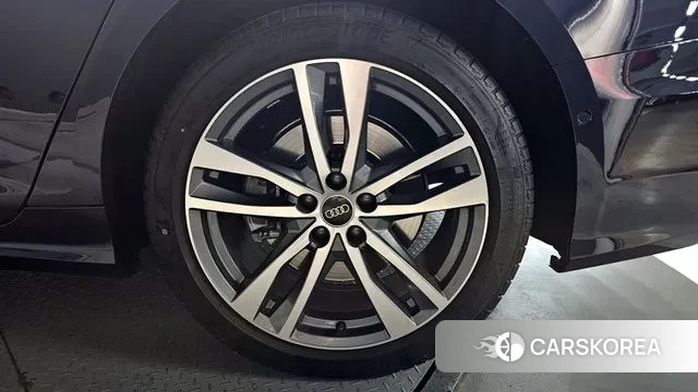 Audi A6 (C8) id 3478649 из Кореи 15