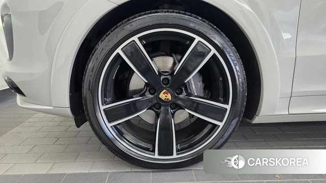 Porsche Cayenne (PO536) id 4929593 из Кореи 30