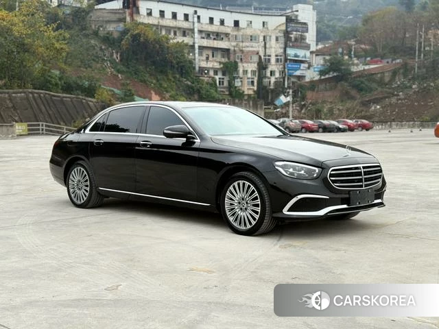 Mercedes-Benz E-Class 2023 Черный из Китая, фото 5