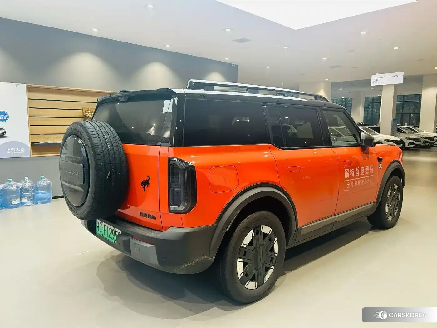 Ford Bronco 2025 Yellow/orange из Китая, фото 5