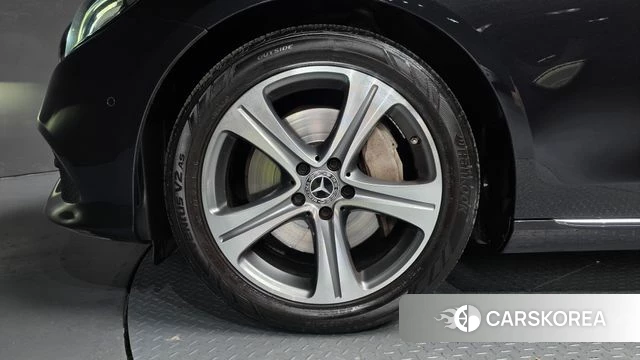 Mercedes-Benz E-Class W213 id 4937634 из Кореи 27