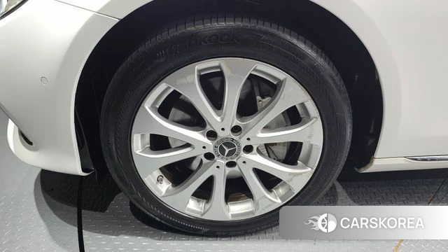 Mercedes-Benz E-Class W213 id 4923973 из Кореи 25