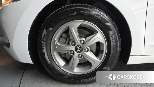 Hyundai Avante AD id 4837182 из Кореи 15