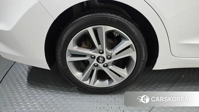 Hyundai Avante AD id 4742228 из Кореи 26