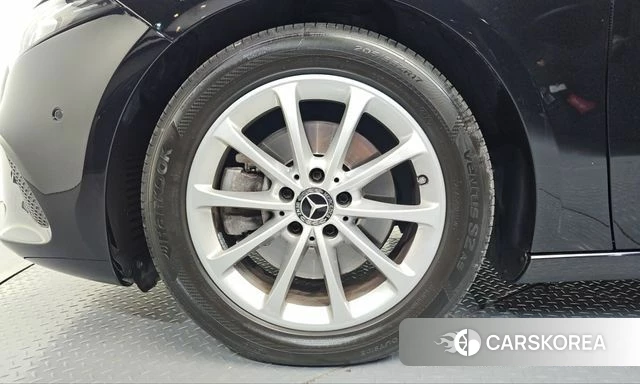Mercedes-Benz A-Class W177 id 5054175 из Кореи 26