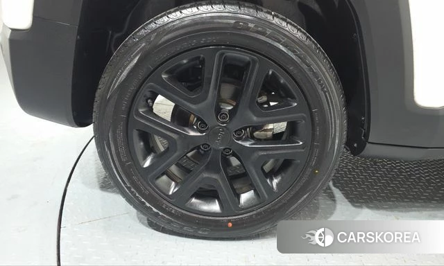 Jeep Renegade id 5046922 из Кореи 27
