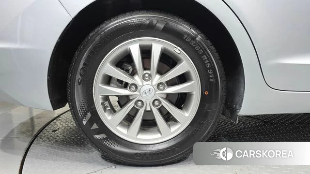 Hyundai The New Avante AD id 4836690 из Кореи 25