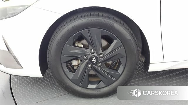Hyundai Avante (CN7) id 5040306 из Кореи 15