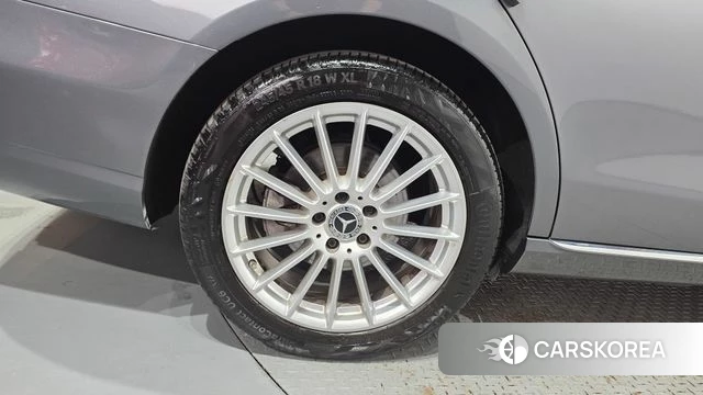 Mercedes-Benz E-Class W213 id 4981452 из Кореи 27