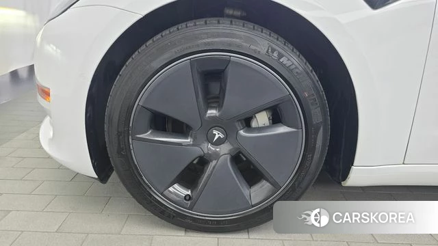 Tesla Model 3 id 4864472 из Кореи 29