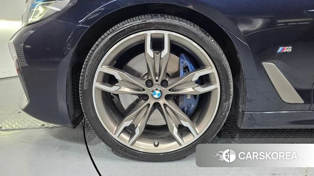 BMW 5 Series (G30) id 4637295 из Кореи 30