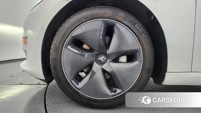 Tesla Model 3 id 4900073 из Кореи 15