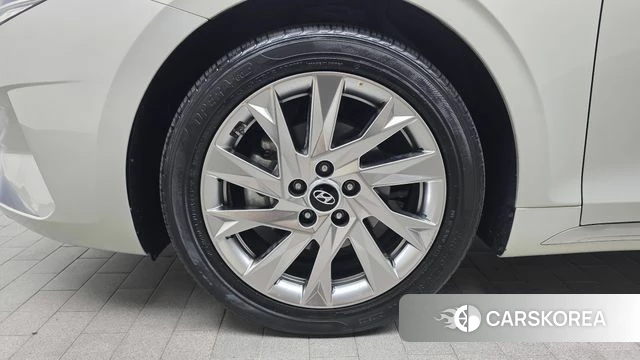 Hyundai The New Grandeur IG Hybrid id 5040724 из Кореи 28
