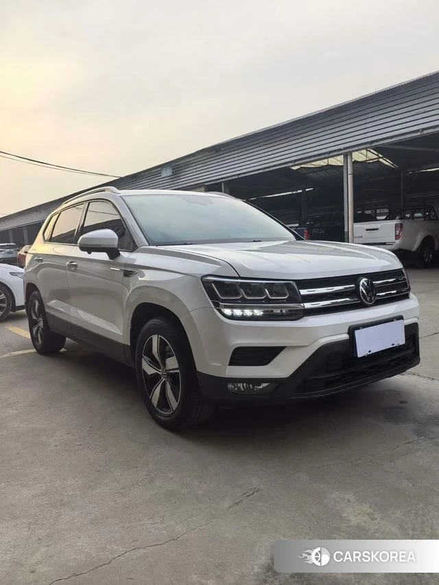 Volkswagen Tharu 2022 Белый из Китая, фото 5