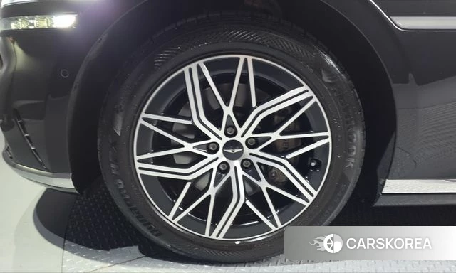 Genesis G90 (RS4) id 5040384 из Кореи 37