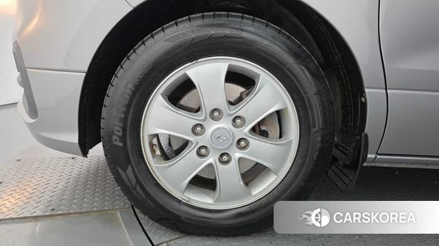 Hyundai The New Grand Starex id 4794898 из Кореи 15