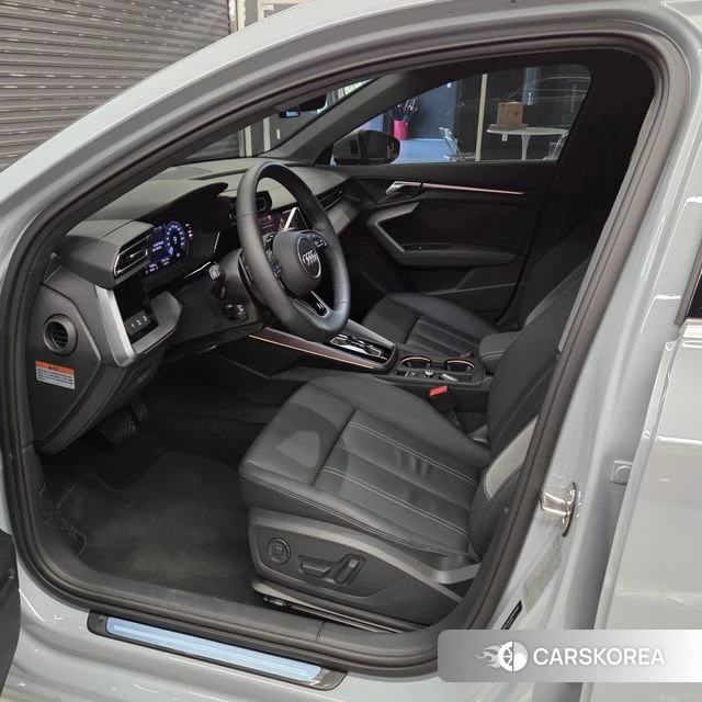 Audi A3 (8Y) 2025 Серебристо-серый из Кореи, фото 5