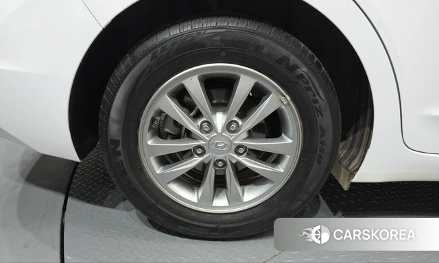 Hyundai The New Avante AD id 5048113 из Кореи 25