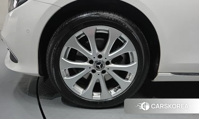 Mercedes-Benz E-Class W213 id 4943458 из Кореи 26