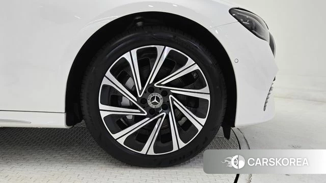 Mercedes-Benz E-Class W214 id 4970948 из Кореи 14