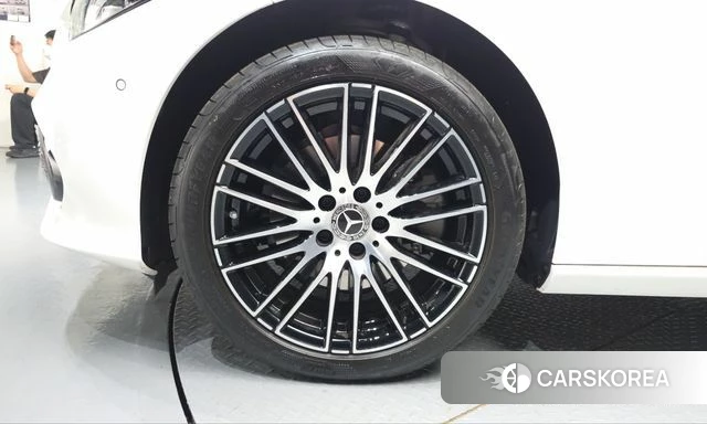 Mercedes-Benz C-Class W206 id 5038744 из Кореи 28