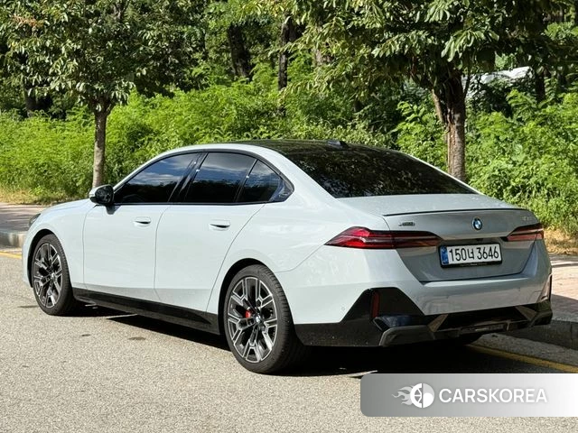 BMW 5 Series (G60) 2026 Серый из Кореи, фото 6